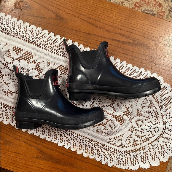Joules | Shoes | Joules Wellibob Navy Blue Gloss Rain Bootie Size 8 385 ...